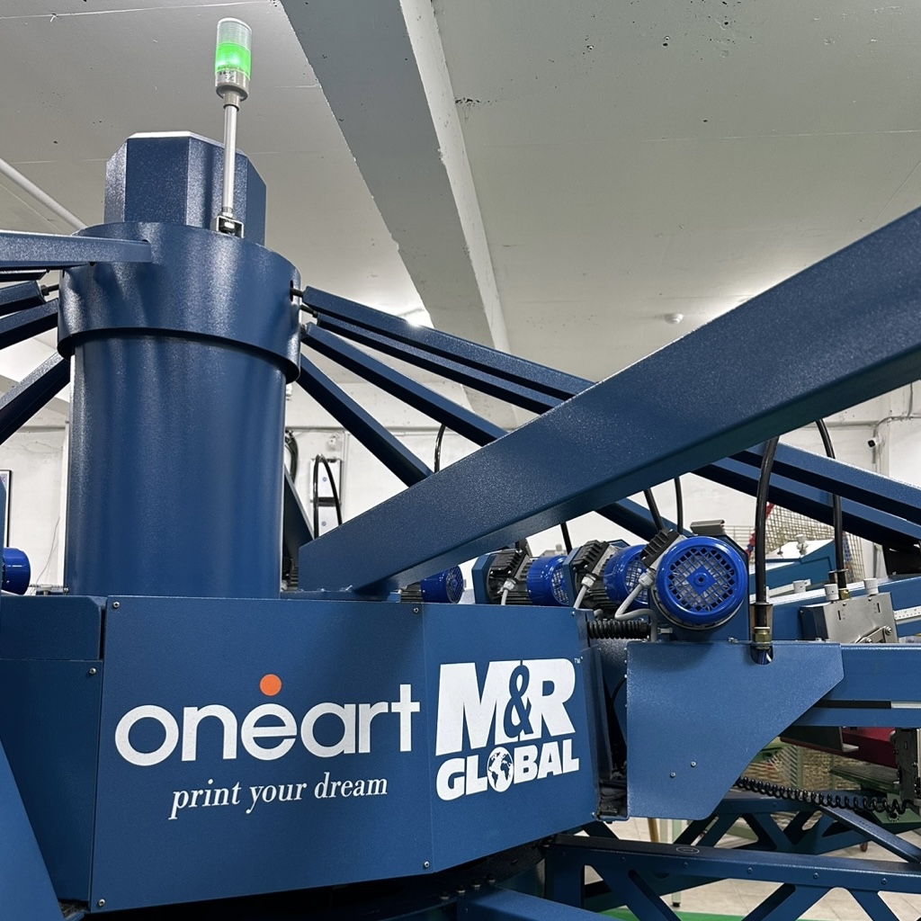 ONEART工場のM&R自動スクリーン印刷設備