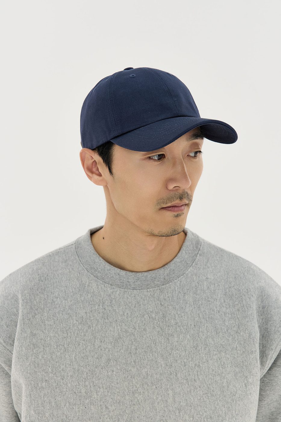 면트윌 로우캡 착용 컷 4